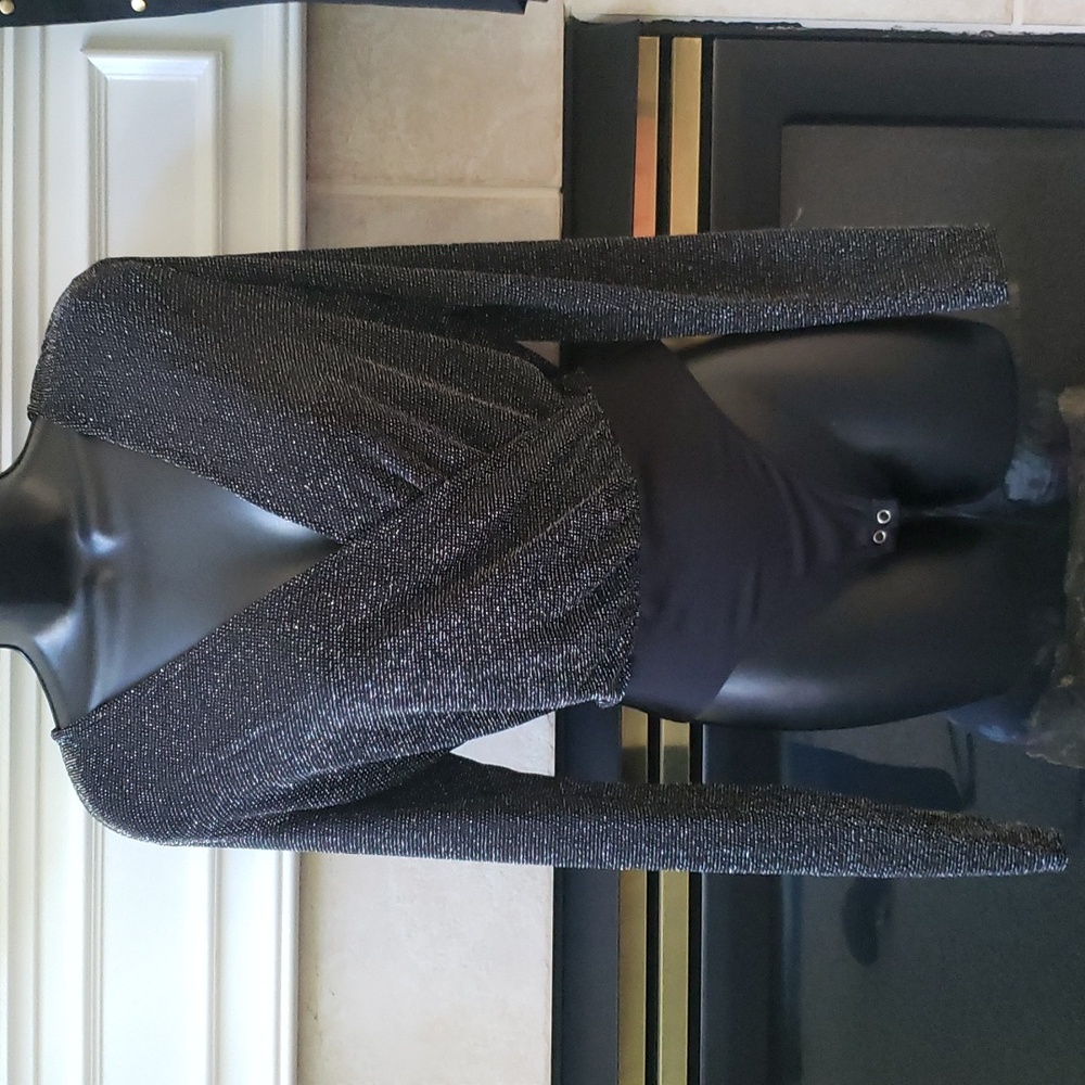💥4/$20 Black Sparkle Wrap Long Sleeve Thong Body Suit.